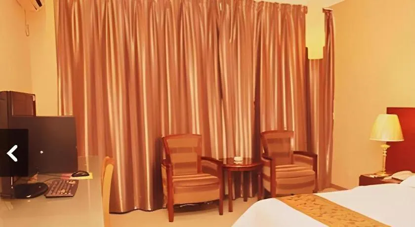 Juntong Hotel Shenzhen 2*,  China